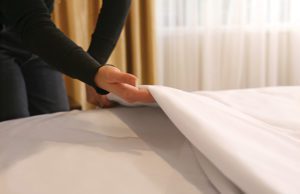 Triple Sheeting: How To Make A Hotel Bed Without A Duvet Cover